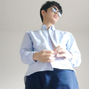 帰宅後に我慢できず全裸でデカチンを擦りまくる陽翔